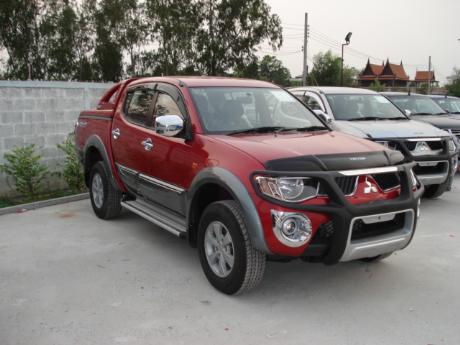 pics of new and used Mitsubishi Triton from Thailand's, Singapore's, Dubai's and UK's top new and used Mitsubishi L200 2.5 and 3.2 Double Cab