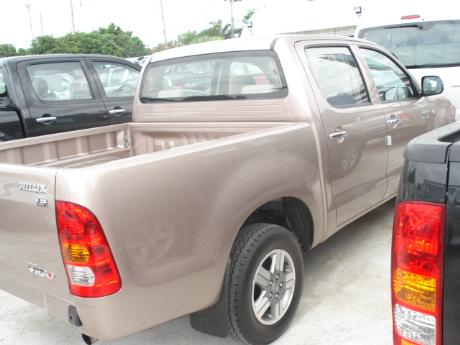 new Toyota Hilux Vigo Double Cab 4x2 E at Thailand's top Toyota Hilux Vigo</a>dealer Jim Autos Thailand
