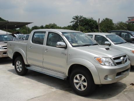 new Toyota Hilux Vigo Double Cab 4x4 E at Thailand's top Toyota Hilux Vigo</a>dealer Jim Autos Thailand