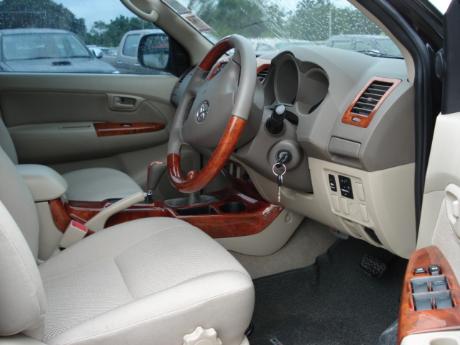 new Toyota Hilux Vigo Double Cab at Thailand's top Toyota Hilux Vigo</a>dealer Jim Autos Thailand