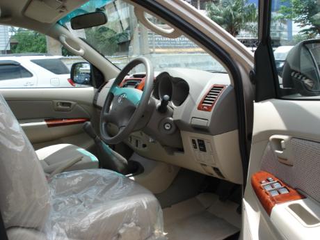 new Toyota Hilux Vigo Double Cab at Thailand's top Toyota Hilux Vigo</a>dealer Jim Autos Thailand