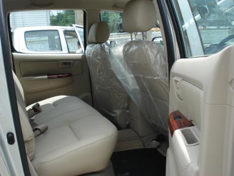 new Toyota Hilux Vigo Double Cab at Thailand's top Toyota Hilux Vigo</a>dealer Jim Autos Thailand