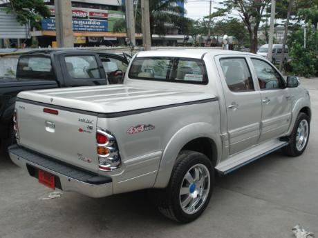 new Toyota Hilux Vigo Double Cab at Thailand's top Toyota Hilux Vigo</a>dealer Jim Autos Thailand
